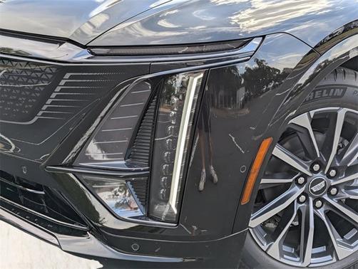 2026 Cadillac LYRIQ Premium Sport