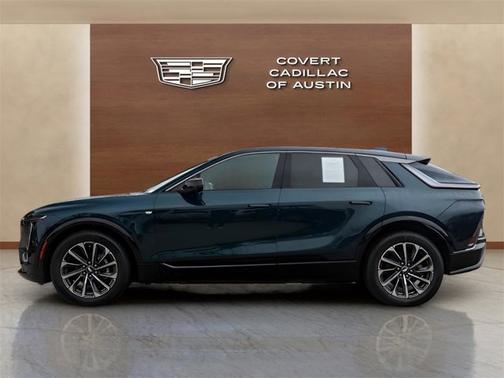 2024 Cadillac LYRIQ Sport