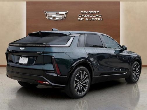 2024 Cadillac LYRIQ Sport