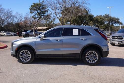 2024 Cadillac XT4 FWD Premium Luxury