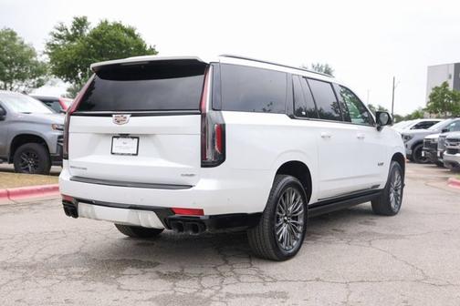 2023 Cadillac Escalade ESV AWD V-Series