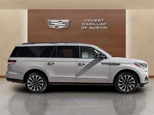 2024 Lincoln Navigator L Reserve