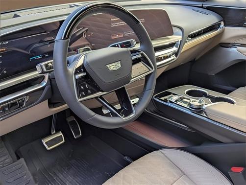 2025 Cadillac LYRIQ Sport