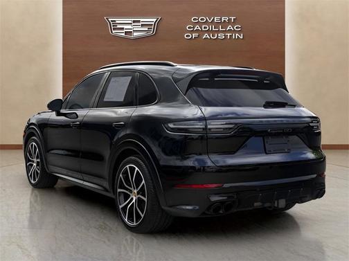 2021 Porsche Cayenne GTS