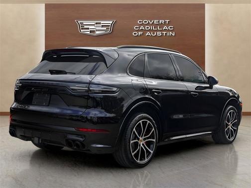 2021 Porsche Cayenne GTS