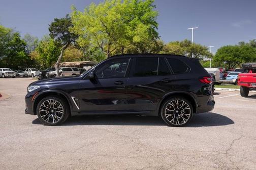 Carbon Black Metallic 2021 BMW X5 M Base