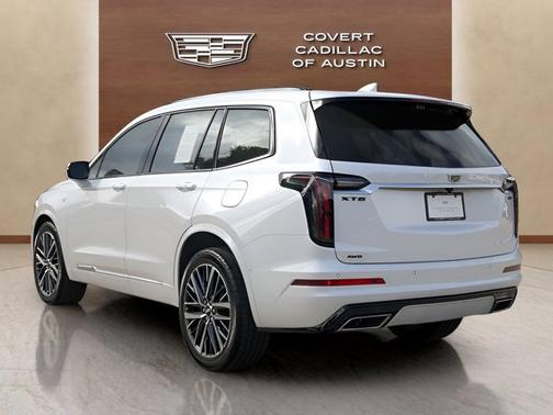 Crystal White Tricoat 2023 Cadillac XT6 AWD Sport
