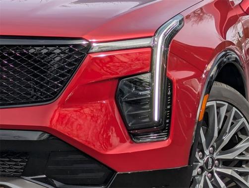 2025 Cadillac XT4 FWD Sport