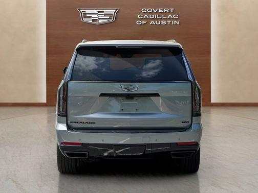 Argent Silver Metallic 2026 Cadillac Escalade 4WD Platinum Sport