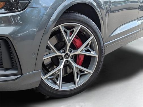 2023 Audi SQ8 Prestige