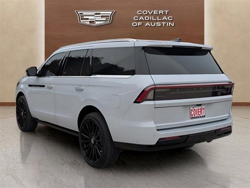 2025 Lincoln Navigator Black Label