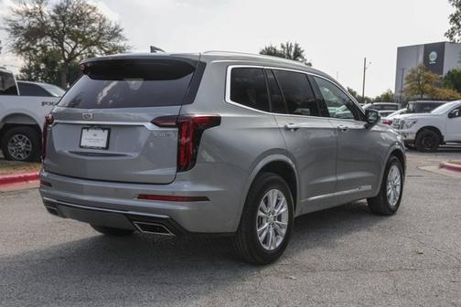 2024 Cadillac XT6 FWD Luxury