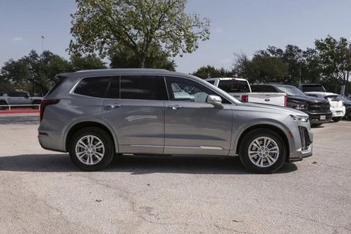 2024 Cadillac XT6 FWD Luxury