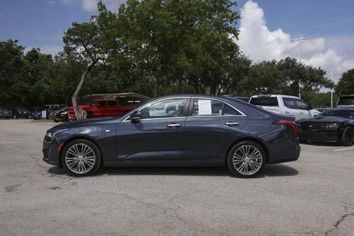 2025 Cadillac CT4 Premium Luxury