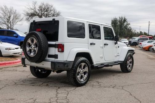 2016 Jeep Wrangler Unlimited Sahara