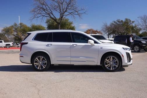 2023 Cadillac XT6 FWD Premium Luxury