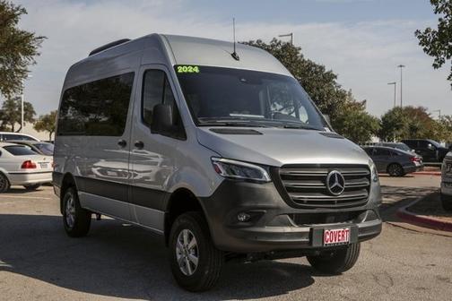 2024 Mercedes-Benz Sprinter 2500 Passenger 144 WB