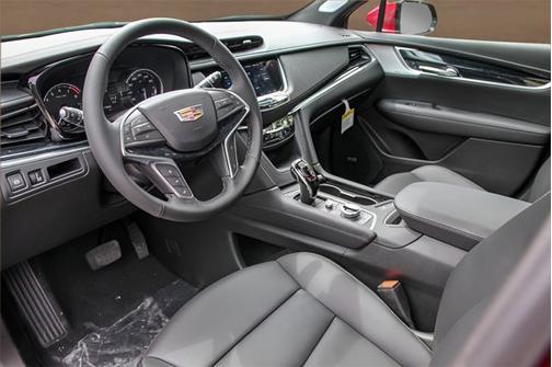 2025 Cadillac XT5 FWD Premium Luxury