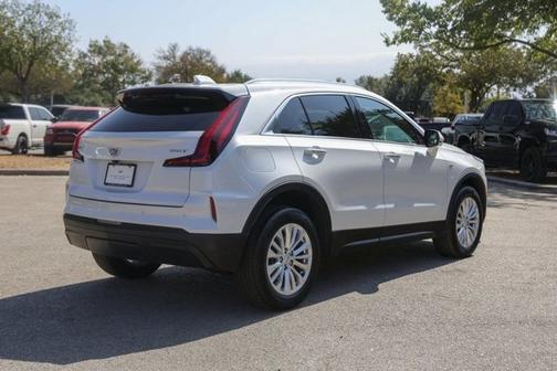 2024 Cadillac XT4 FWD Luxury
