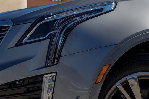 2026 Cadillac XT5 AWD Premium Luxury