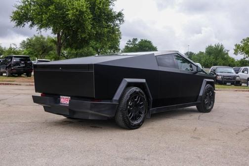 Black 2024 Tesla Cybertruck Cyberbeast