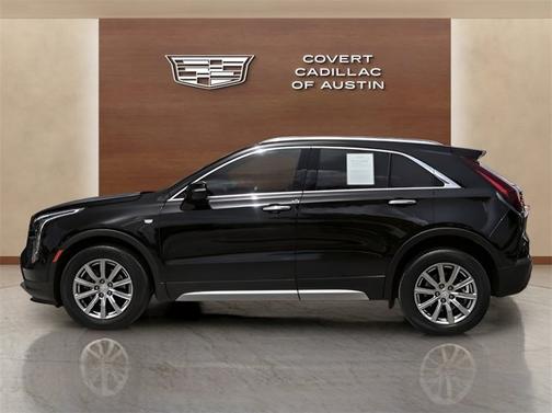 2022 Cadillac XT4 FWD Premium Luxury