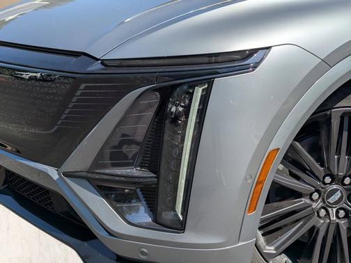 2026 Cadillac LYRIQ LYRIQ-V Premium