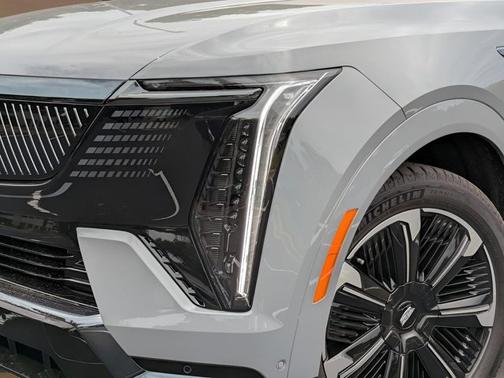 Luna Metallic 2026 Cadillac Escalade IQ Premium Sport