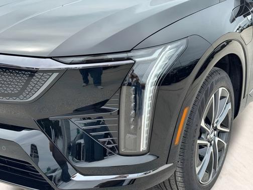 Black Raven 2026 Cadillac OPTIQ Sport