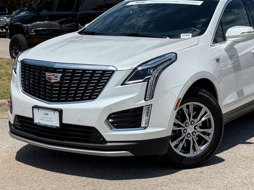 Crystal White Tricoat 2023 Cadillac XT5 AWD Premium Luxury