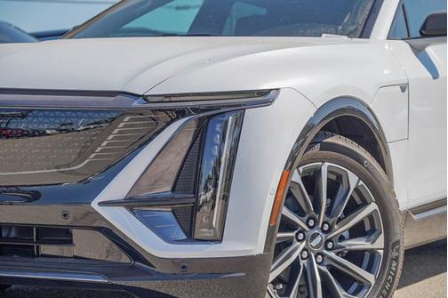 2026 Cadillac LYRIQ Premium Sport