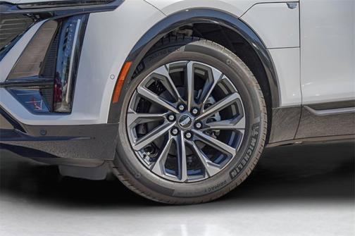 2026 Cadillac LYRIQ Premium Sport