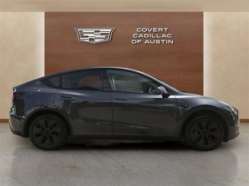 2025 Tesla Model Y Long Range
