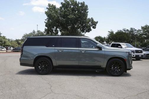 2024 Cadillac Escalade ESV 4WD Sport