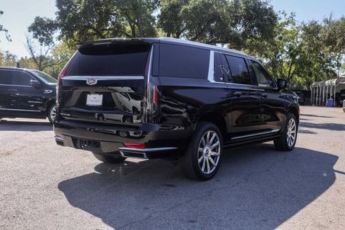 2022 Cadillac Escalade ESV Premium Luxury Platinum