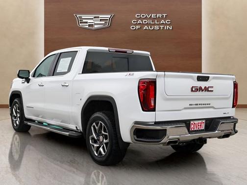 Summit White 2023 GMC Sierra 1500 SLT