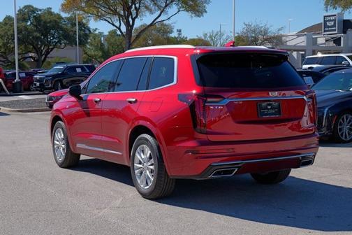 2025 Cadillac XT6 FWD Luxury