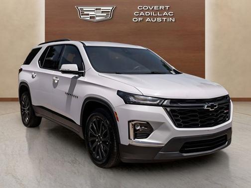 Summit White 2023 Chevrolet Traverse RS