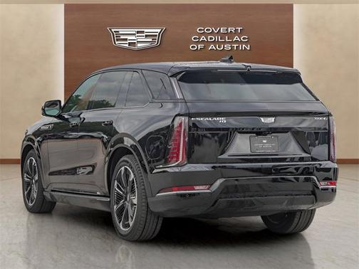 2025 Cadillac Escalade IQ Sport 2