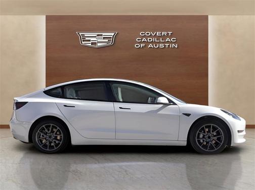 2022 Tesla Model 3 Base