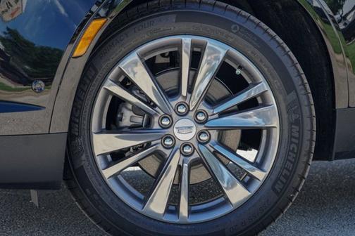 Stellar Black Metallic 2026 Cadillac XT5 FWD Premium Luxury