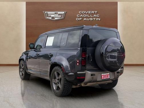 Carpathian Gray Premium Metallic 2024 Land Rover Defender X-Dynamic SE