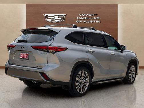 Celestial Silver Metallic 2021 Toyota Highlander Hybrid Platinum