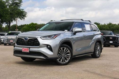 2021 Toyota Highlander Hybrid Platinum