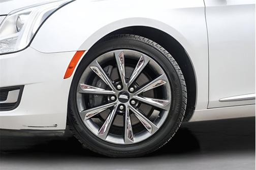 2016 Cadillac XTS Standard