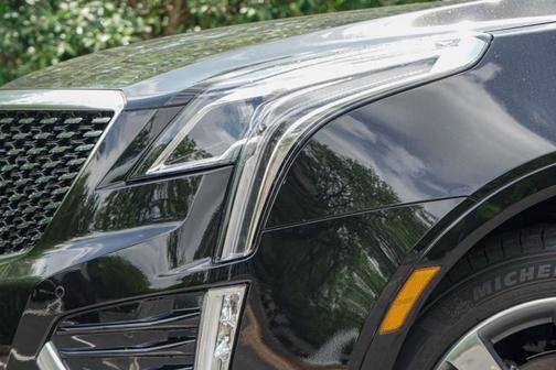 Stellar Black Metallic 2026 Cadillac XT5 FWD Premium Luxury