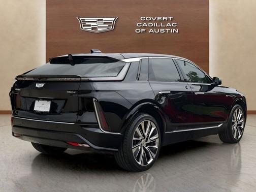 Stellar Black Metallic 2024 Cadillac LYRIQ Luxury