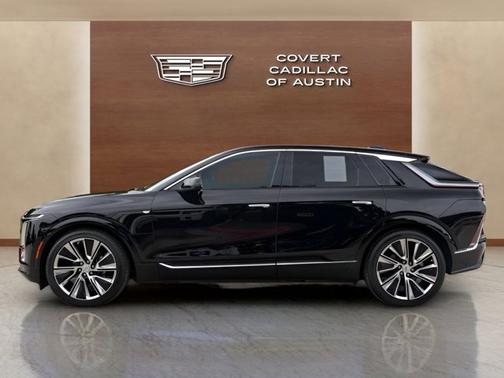 Stellar Black Metallic 2024 Cadillac LYRIQ Luxury