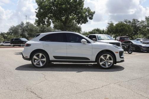 2024 Porsche Macan