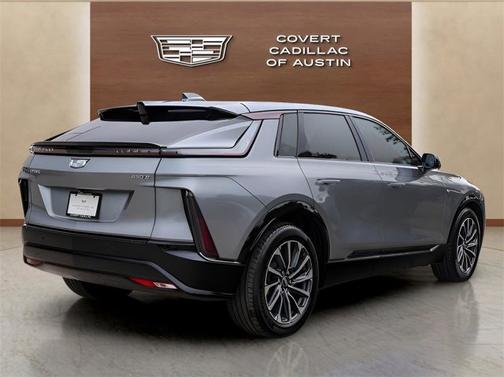 2024 Cadillac LYRIQ Sport